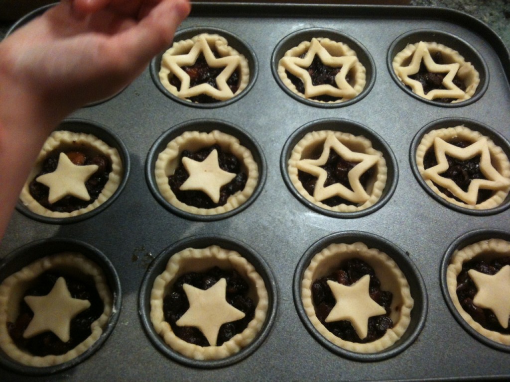 Slow Cooker Sunday Eva’s Slow Cooker Mince Meat Pies Mediocre Mum